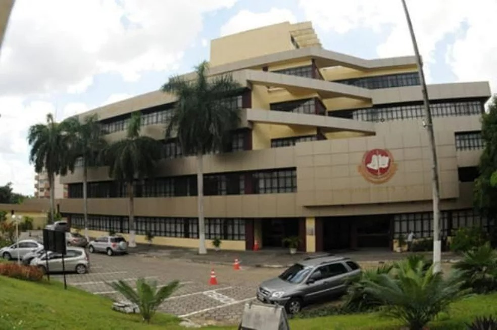 Justiça rejeita denúncia do MPAM que tratava crítica severa à decisão judicial como difamação